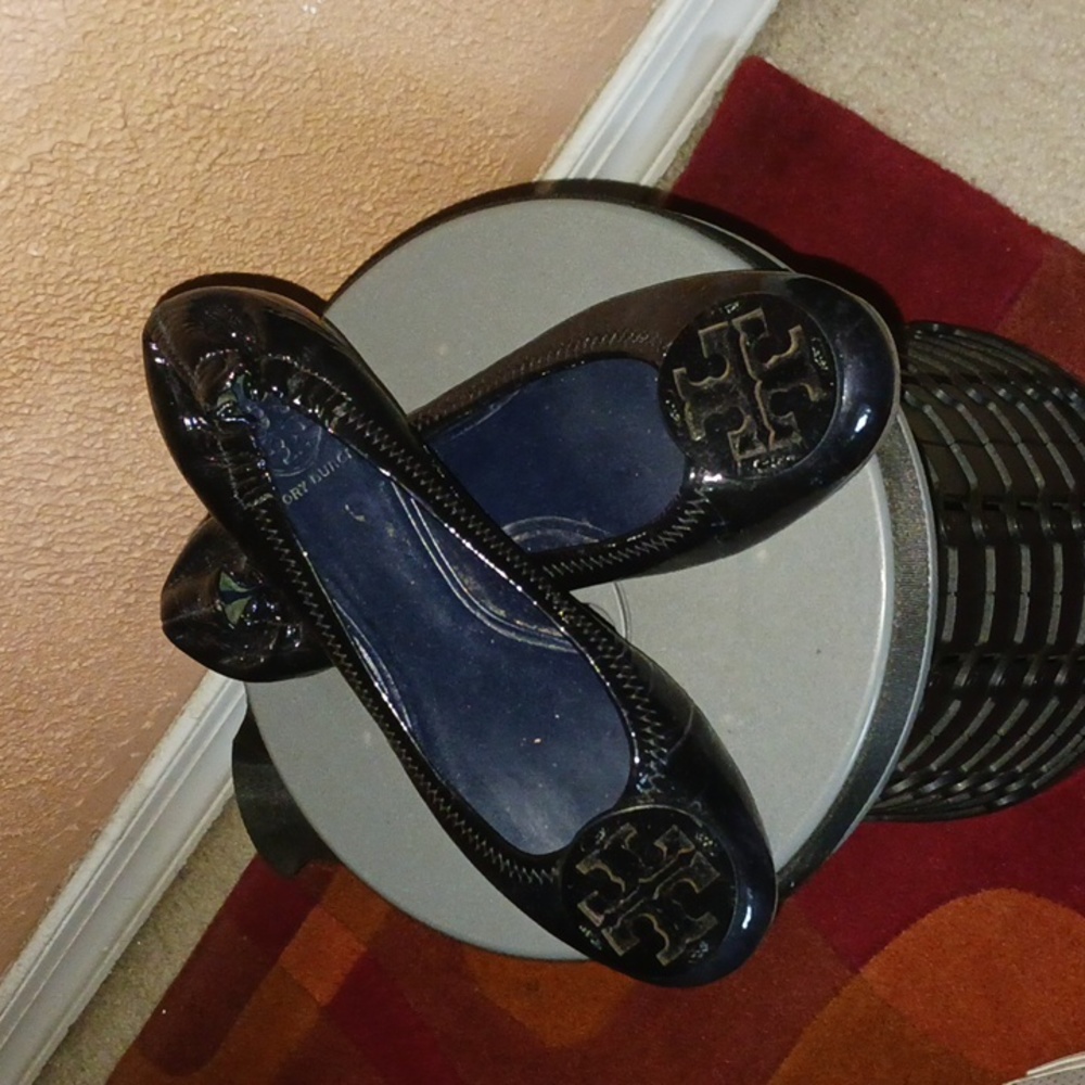 TORYBURCH BLACK FLATS